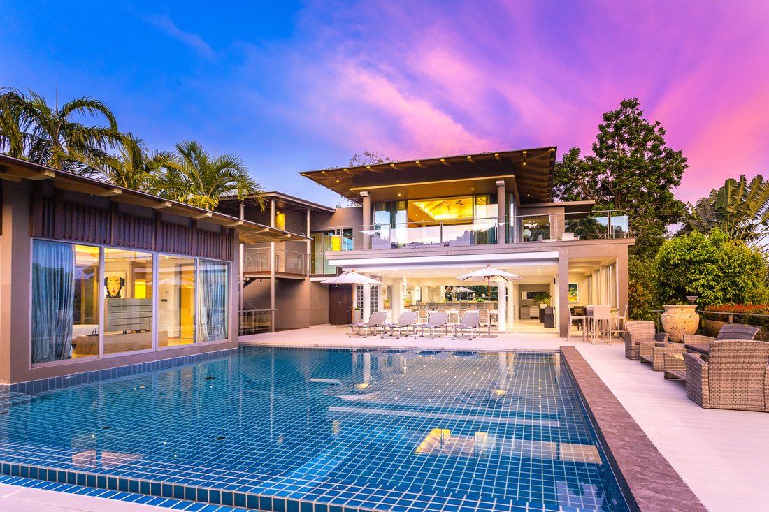 Villa in Choeng Thale, Phuket, Thailand 1 - 15294086