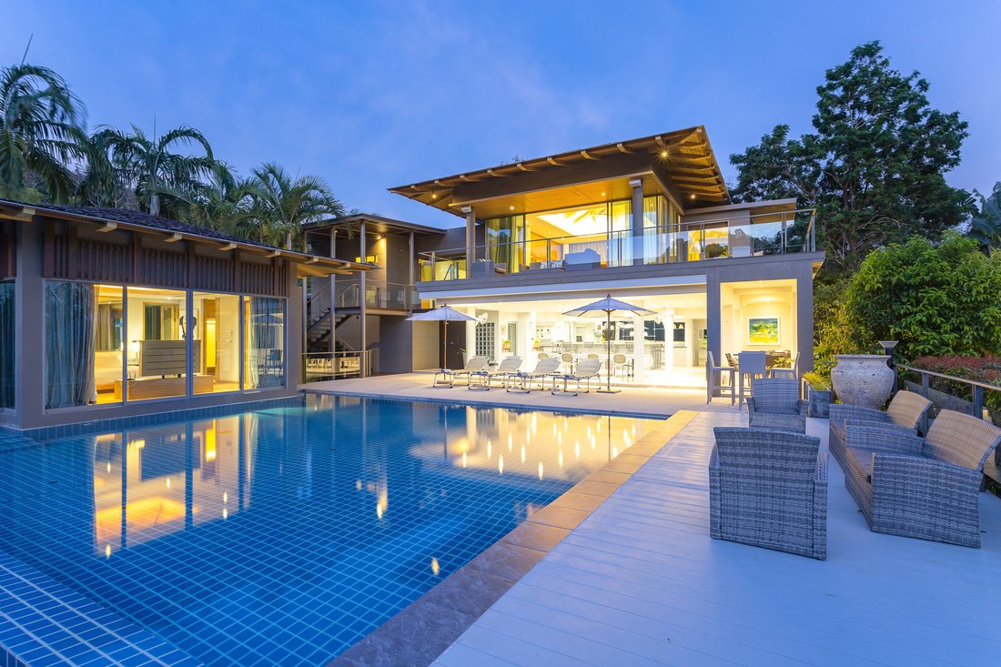 Villa in Choeng Thale, Phuket, Thailand 2 - 15294086