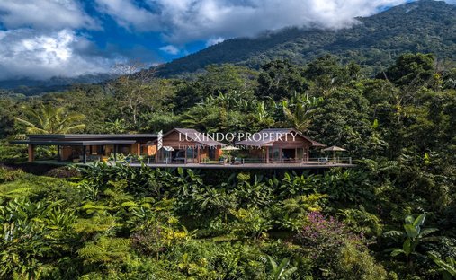 Villa in Gunung Adeng, Bali, Indonesia 1