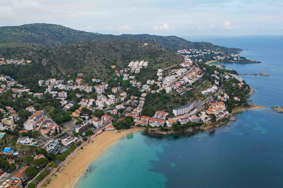 Land in Roses, Catalonia, Spain 1 - 15295647