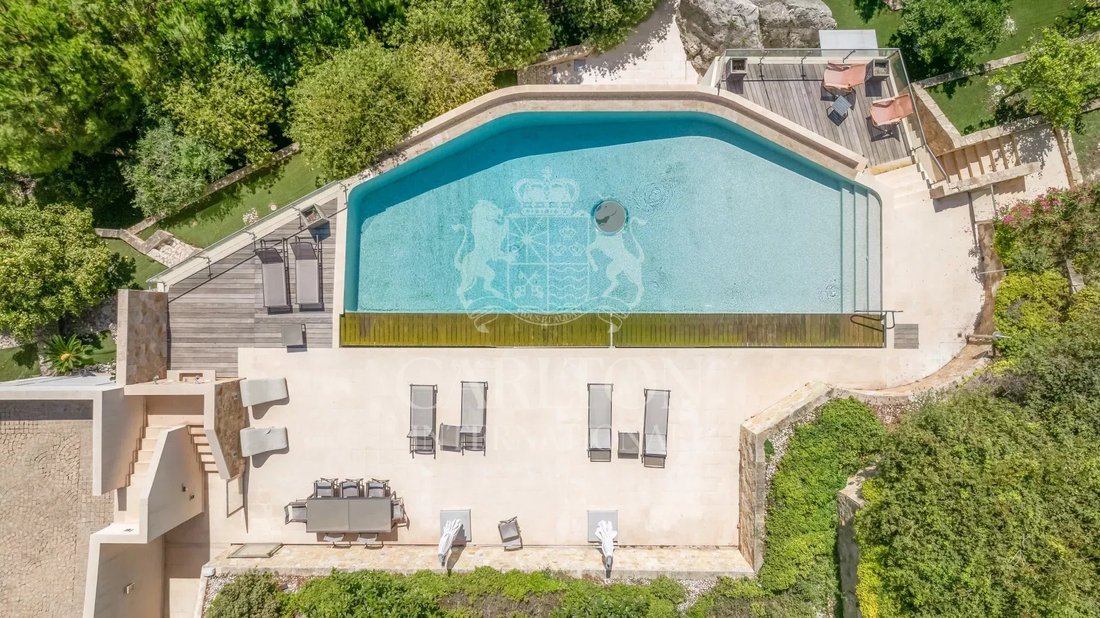 Villa in Èze, Provence-Alpes-Côte d'Azur, France 3 - 15295592