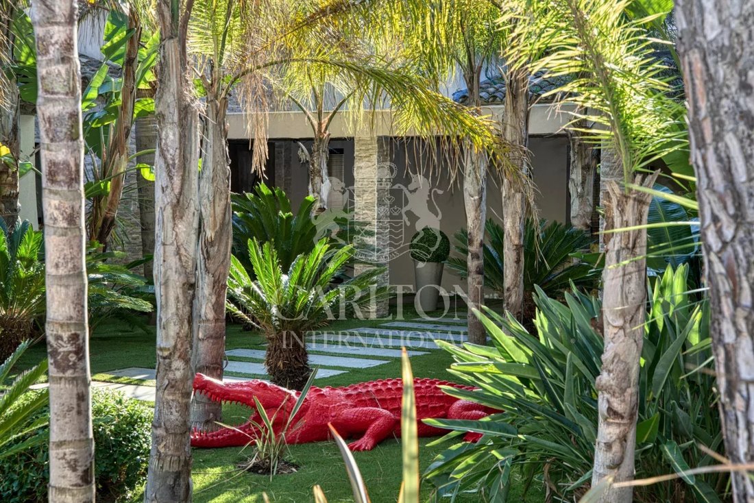 Villa in Ramatuelle, Provence-Alpes-Côte d'Azur, France 4 - 15295704