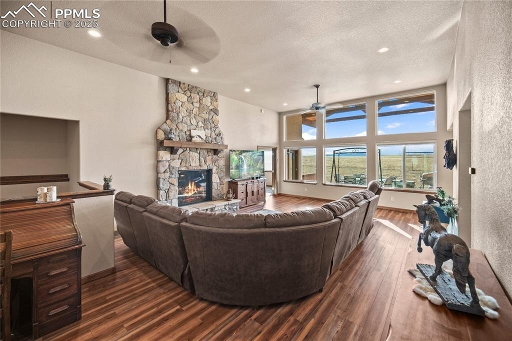 House in Calhan, Colorado, United States 5 - 15295908