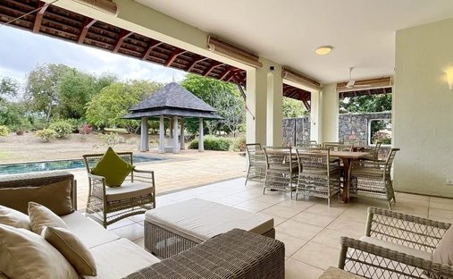 Villa in Tamarin, Rivière Noire District, Mauritius 1