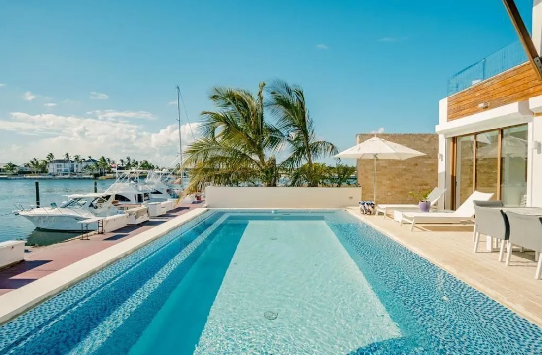 Villa in Punta Cana, La Altagracia Province, Dominican Republic 3 - 15296356
