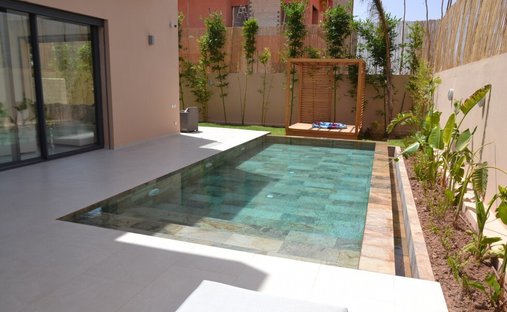 Villa in Centre Ville, Bourg-en-Bresse, France 1