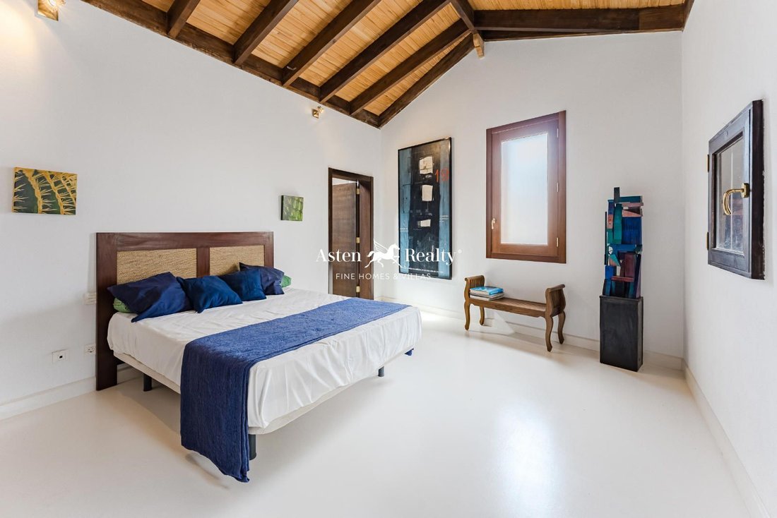 Villa in Guia de Isora, Canary Islands, Spain 5 - 15298704