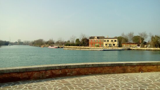 Palazzo dei Sogni: A Venetian Crown Jewel on the Lagoon’s Edge