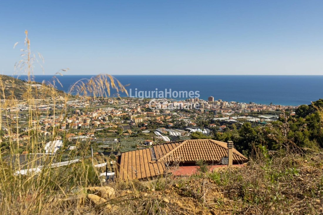 Villa in Taggia, Liguria, Italy 1 - 13344242