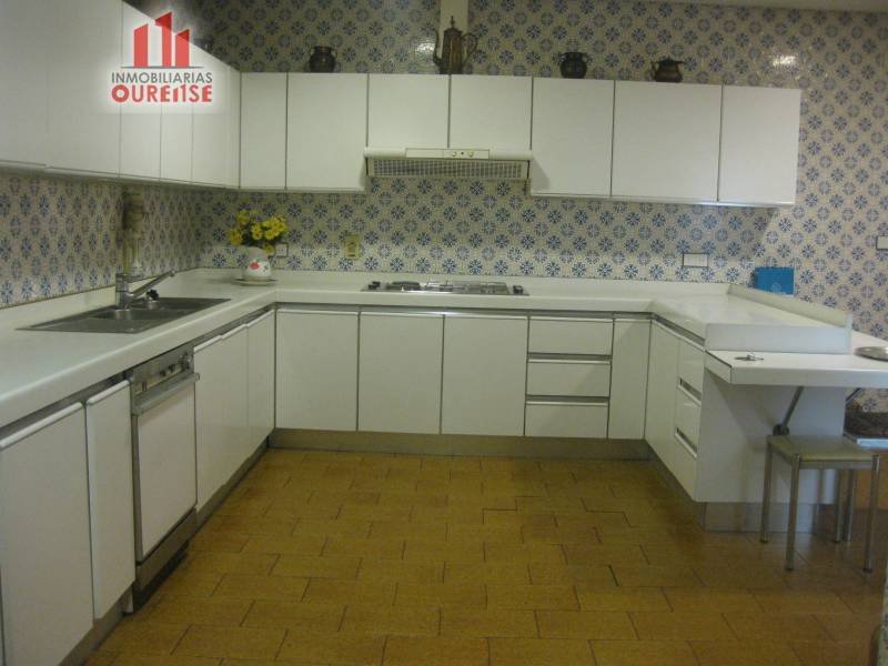 Apartment in Ourense (District), Ourense, Spain 1 - 15298131