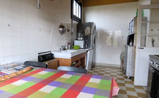 An 18th Century Manor With A Swimming Pool, Outhouses And 6.5 Hectares Of Grounds With A River