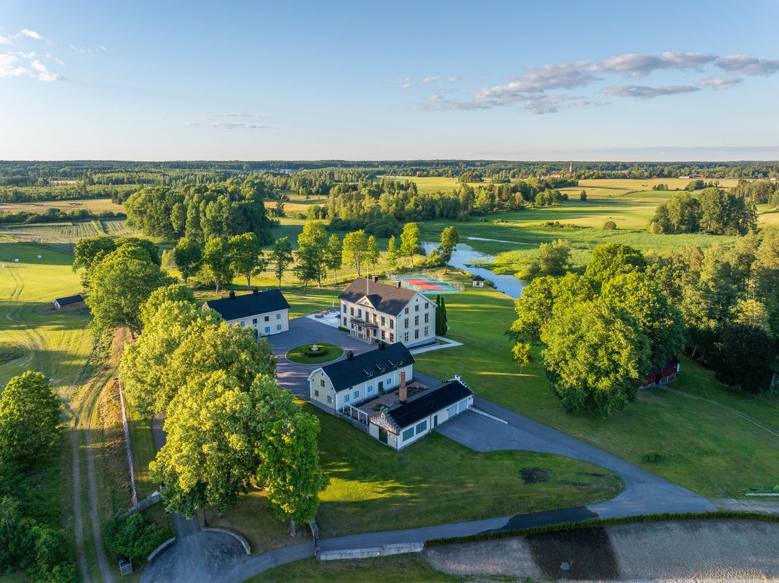 Estate in Finspång V, Östergötland County, Sweden 1 - 15300096