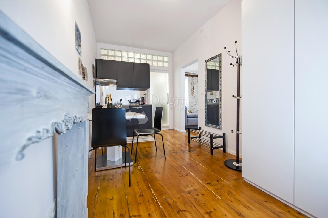 Apartment in Rovinj, Istria County, Croatia 2 - 15298786