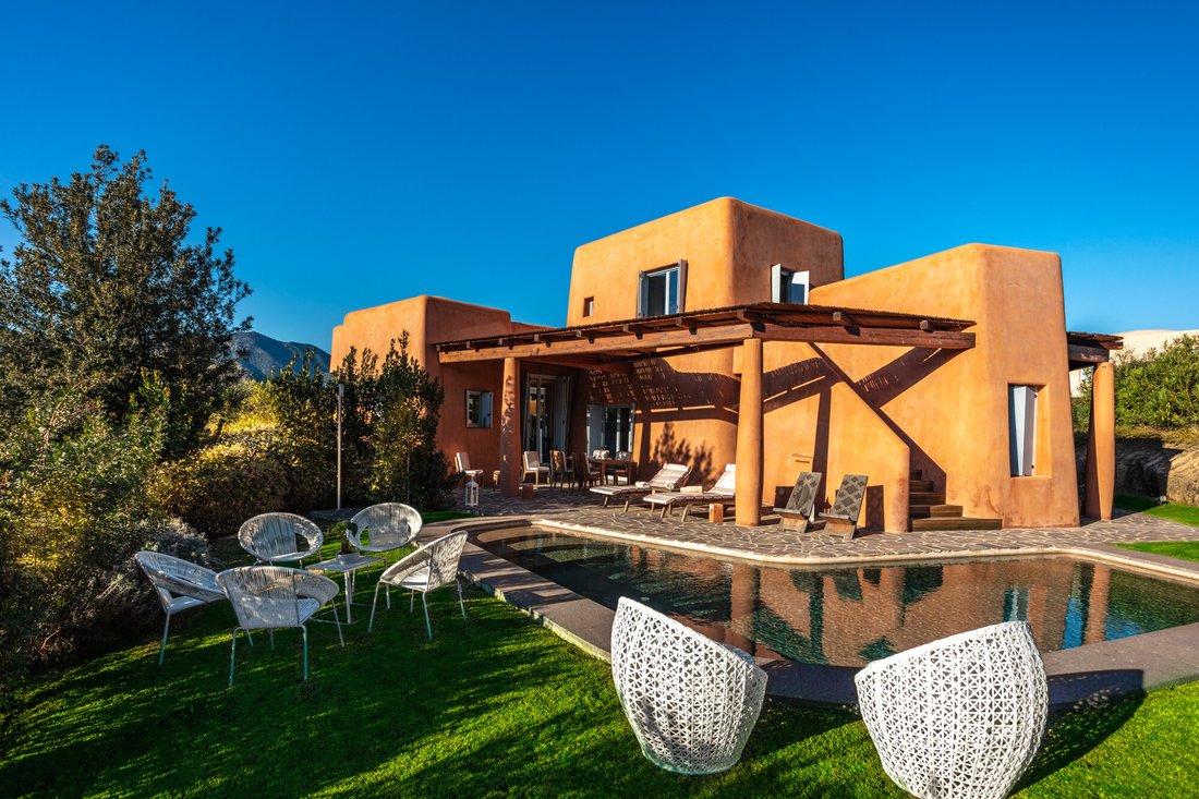 Villa in Sardinia, Italy 4 - 15298542