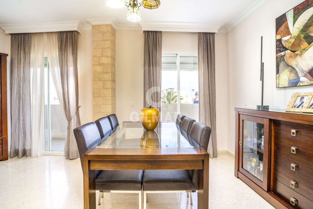 Penthouse in Estepona, Andalusia, Spain 4 - 15297596