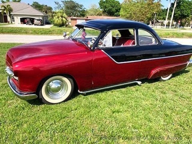 Ford Tudor in Calverton, NY, United States 5 - 15299201