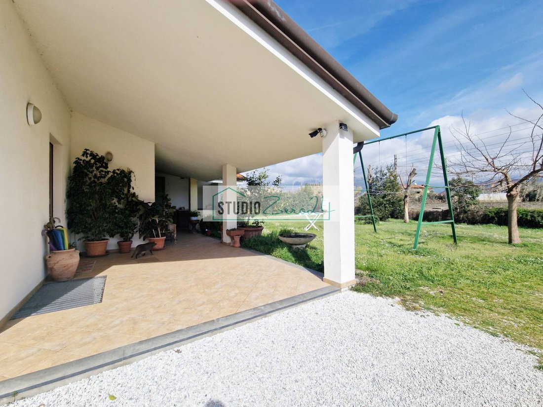 Villa in Lido di Camaiore, Camaiore, Tuscany 3 - 15299312