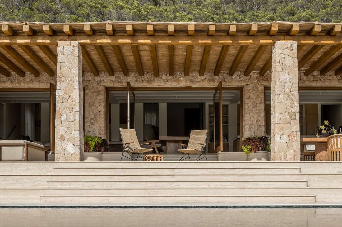 Villa in Cala Mastella, Santa Eularia des Riu, Balearic Islands 4 - 15296588