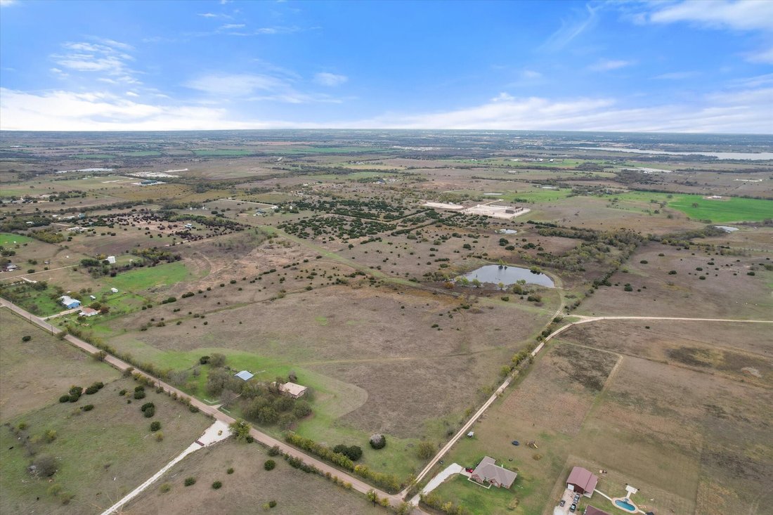 Land in Cleburne, Texas, United States 4 - 15300005