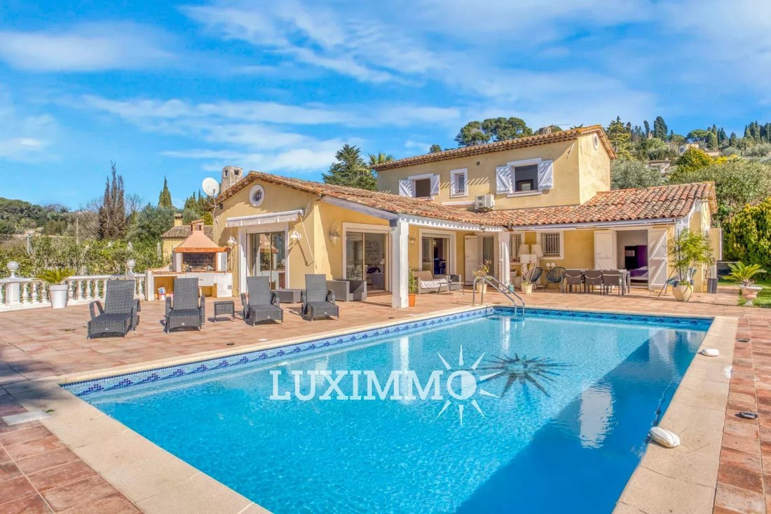Villa in Mougins, Provence-Alpes-Côte d'Azur, France 1 - 15287049