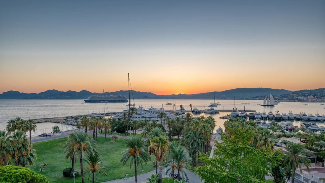 Apartment in Cannes, Provence-Alpes-Côte d'Azur, France 3 - 15297283
