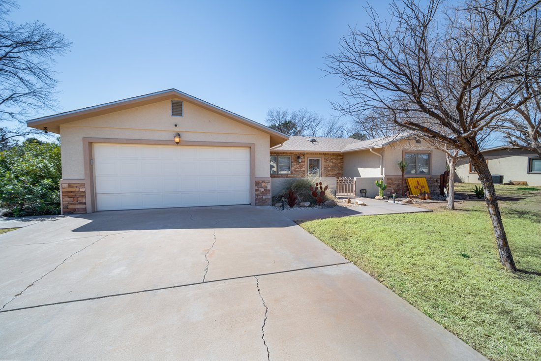 House in Carlsbad, New Mexico, United States 3 - 15296471