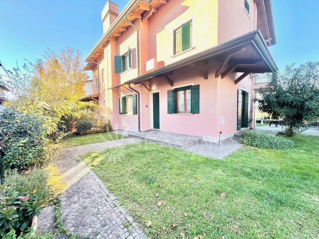 House in Lido di Jesolo, Jesolo, Veneto 5 - 15296913