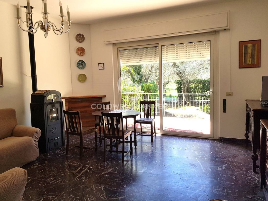 House in Caranna-Vaiana, Forte dei Marmi, Tuscany 2 - 15299367