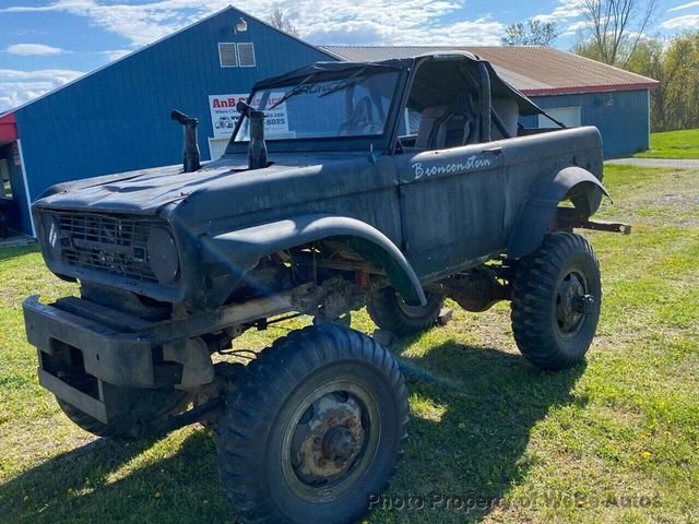 Ford Bronco in Calverton, NY, United States 3 - 15299096