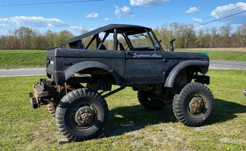 Ford Bronco in Calverton, NY, United States 1