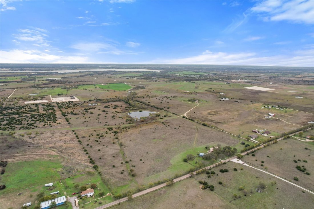 Land in Cleburne, Texas, United States 3 - 15300005