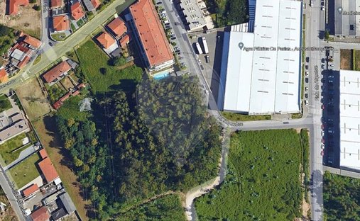 Terreno a Serzedo e Perosinho, Oporto, Portogallo 1