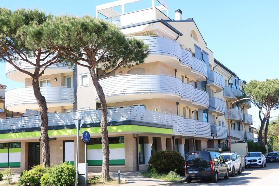 Apartment in Center, Cervia, Emilia-Romagna 4 - 15299337