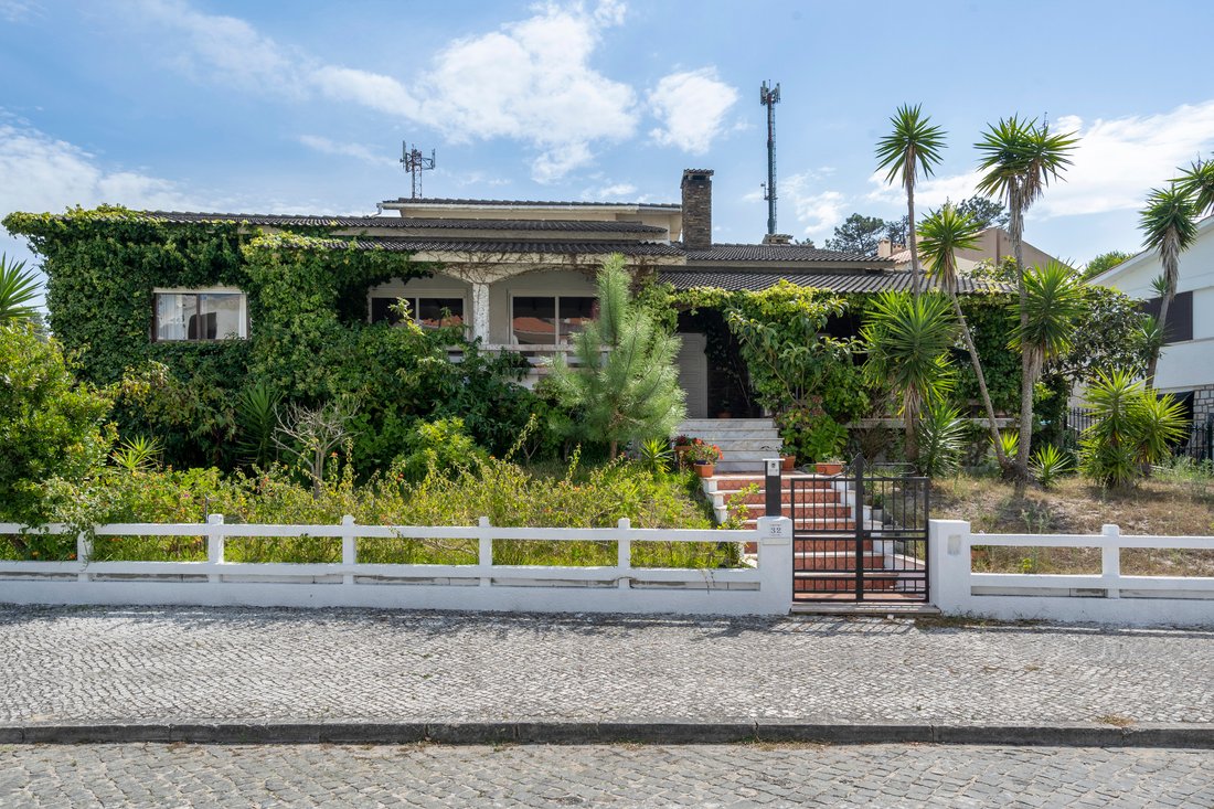 Villa in Marinha Grande, Leiria District, Portugal 1 - 15301553
