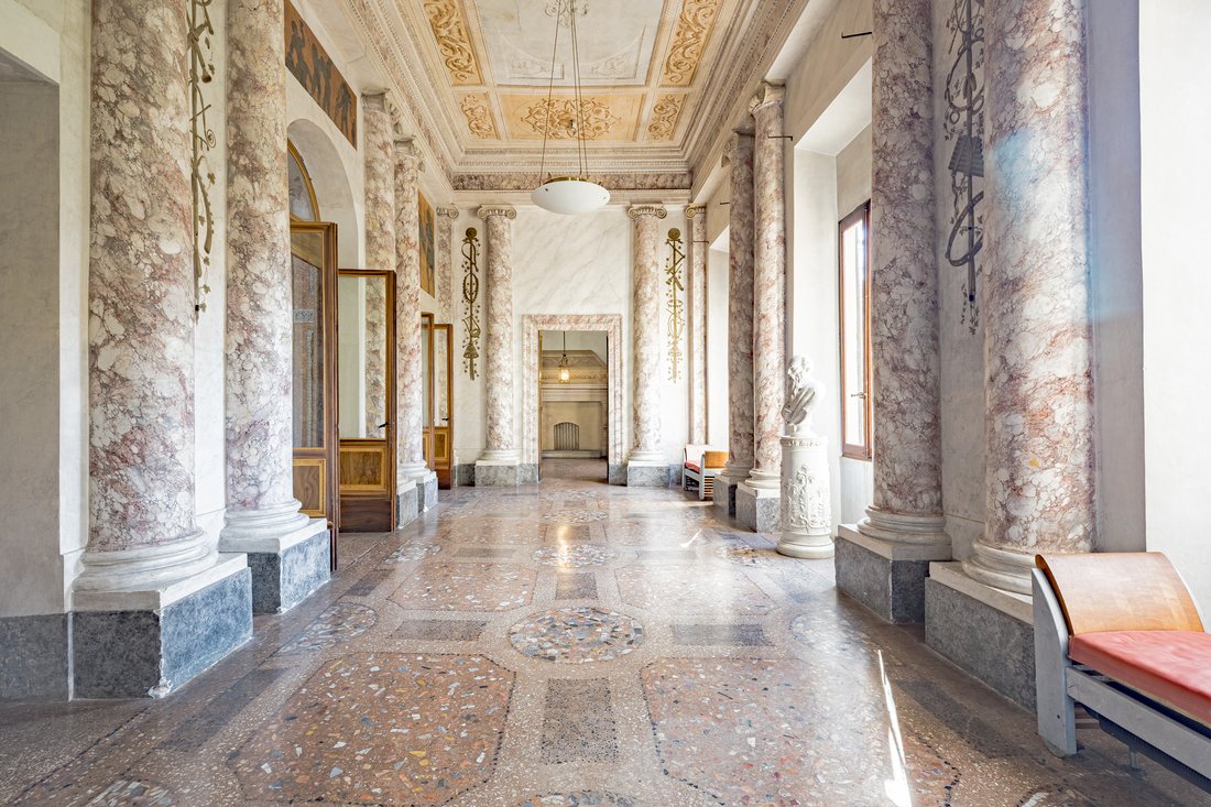 Castle in Center, Cremona, Lombardy 2 - 15301569