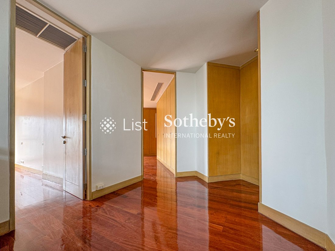 Condo in Phra Khanong Nuea, Bangkok, Thailand 5 - 14600699