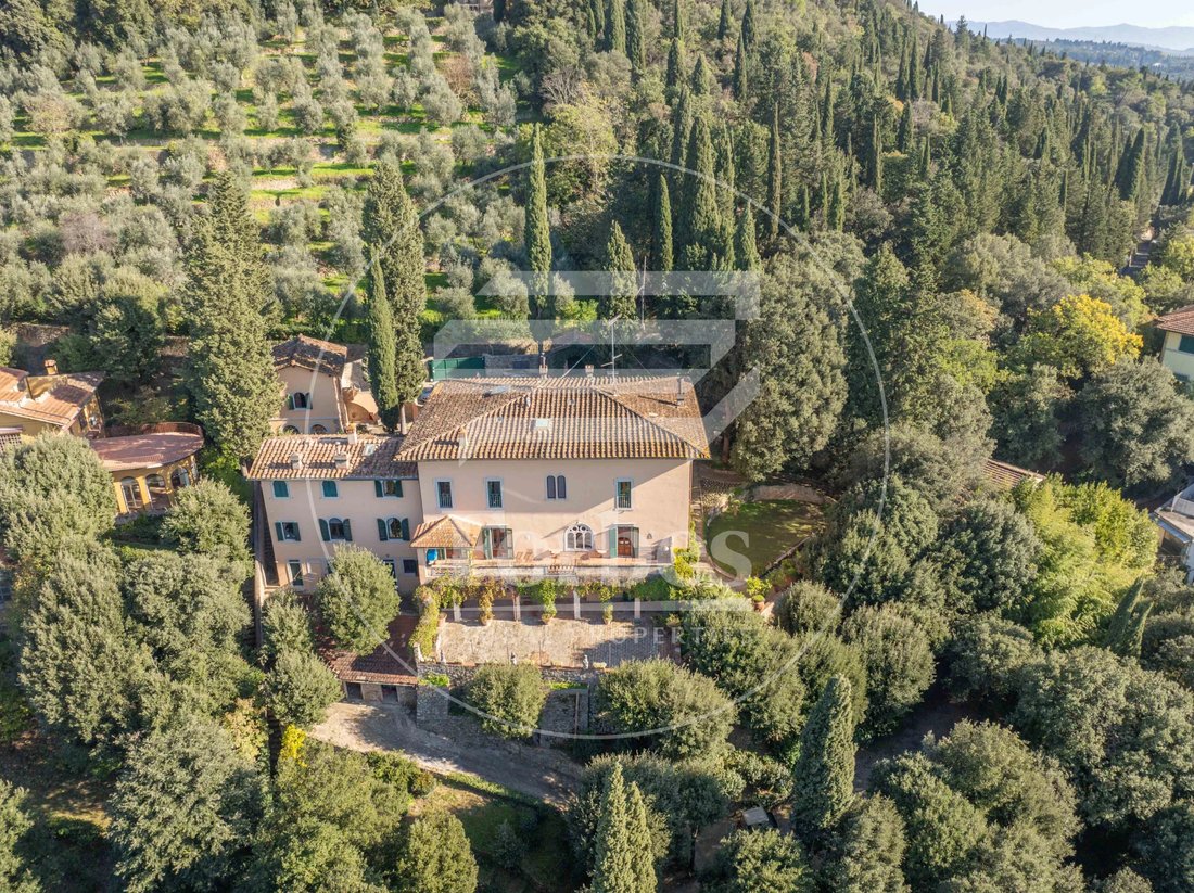 Maison à Poggio Gherardo, Toscane, Italie 2 - 15059401