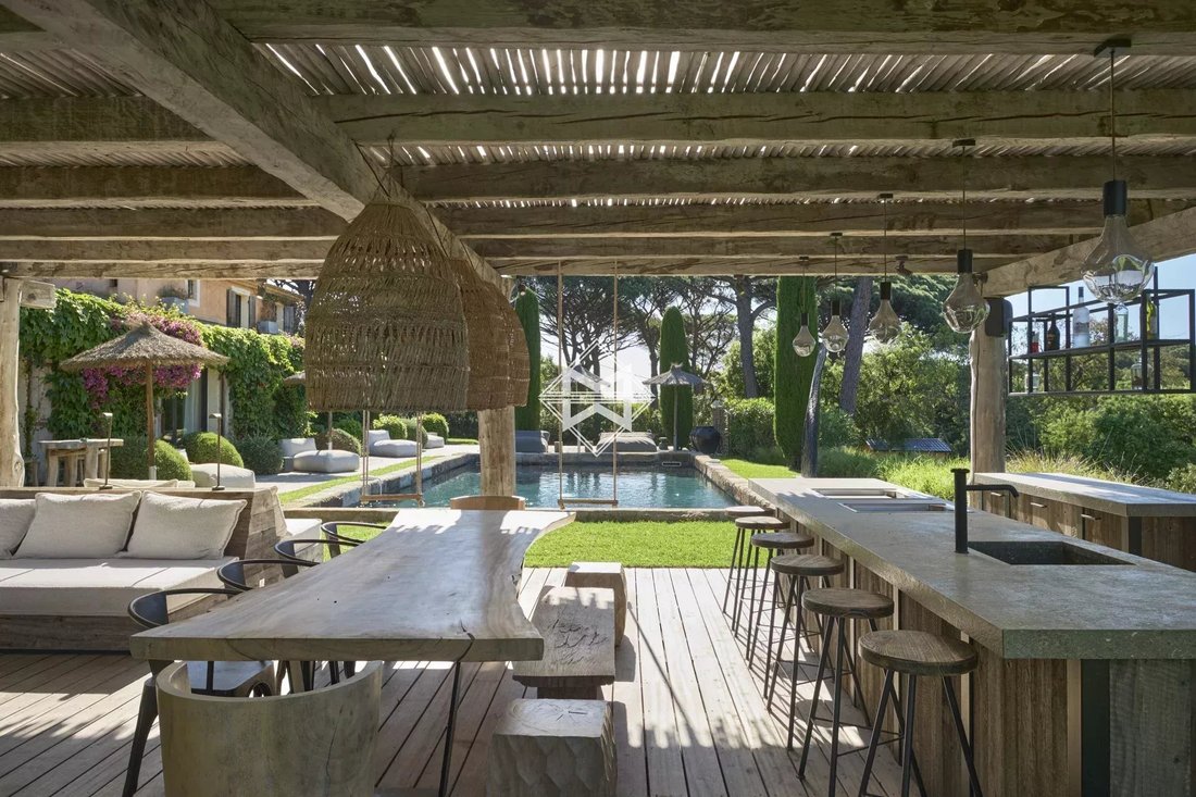 Villa in Ramatuelle, Provence-Alpes-Côte d'Azur, France 4 - 15302328