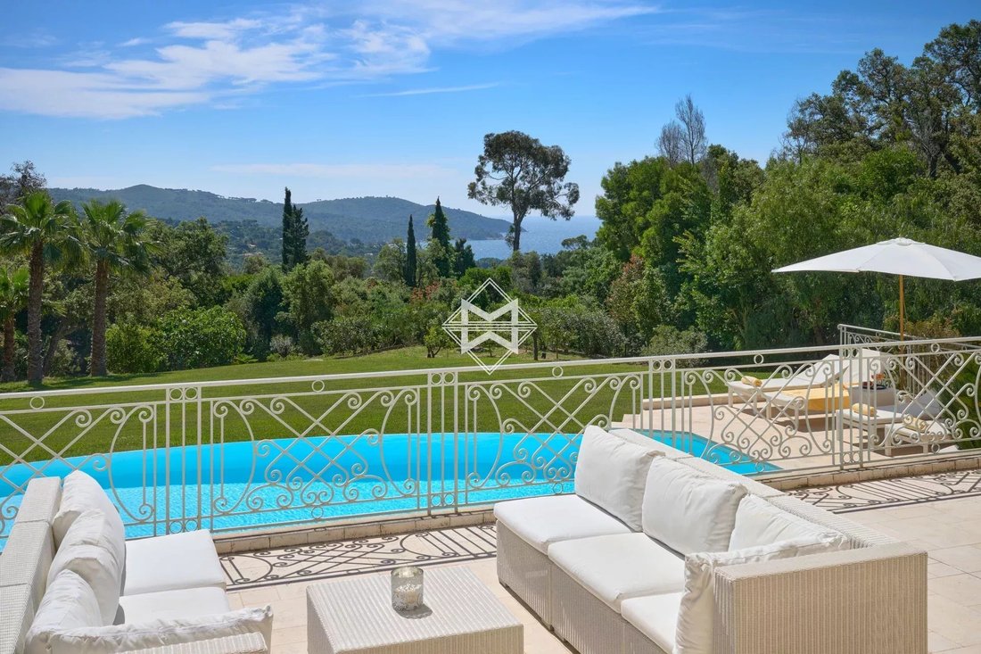 Villa in La Croix-Valmer, Provence-Alpes-Côte d'Azur, France 4 - 15302021