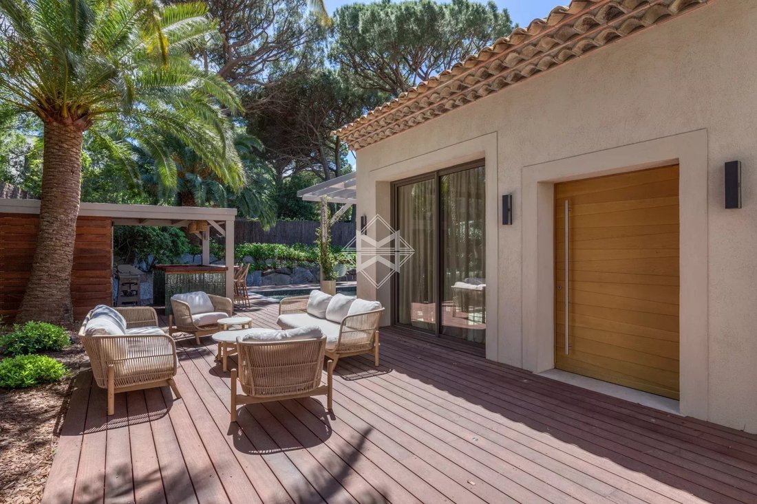 Estate in Zone Est Diffuse, Saint-Tropez, France 2 - 15302067