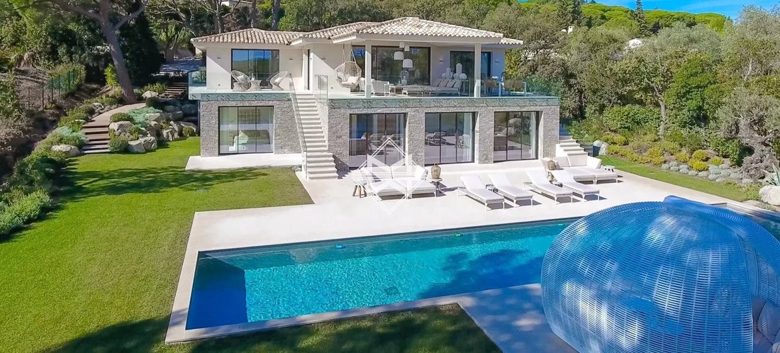 Villa in Ramatuelle, Provence-Alpes-Côte d'Azur, France 1 - 10929418