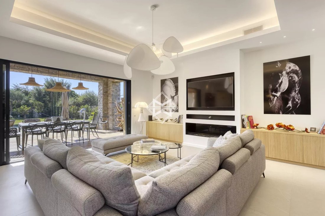 House in Zone Ouest Urbaine, Saint-Tropez, France 5 - 12292543