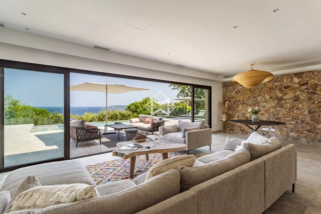 Villa in Ville-Les Saquedes-Le Bouillonnet, Sainte-Maxime, France 4 - 11103623