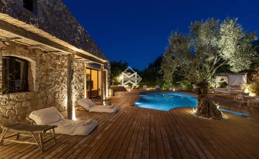 House in Grimaud, Provence-Alpes-Côte d'Azur, France 1
