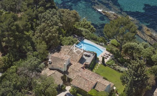 Villa in French Riviera, Provence-Alpes-Côte d'Azur, France 1