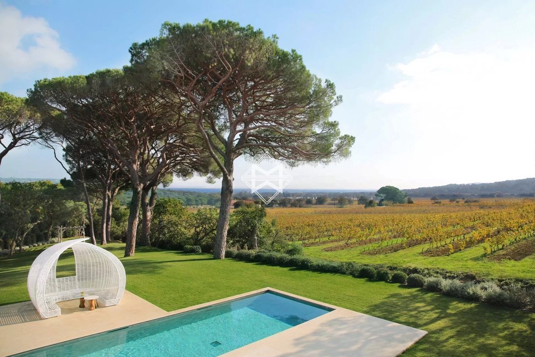 Villa in Ramatuelle, Provence-Alpes-Côte d'Azur, France 2 - 10929418