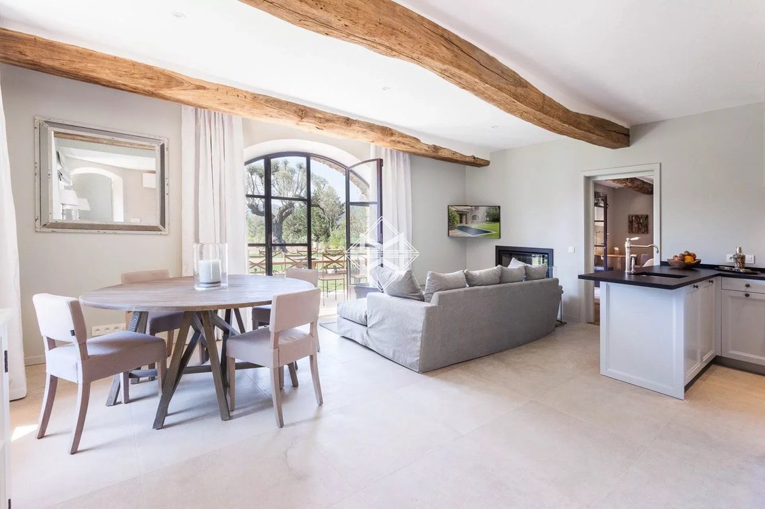 Estate in Gassin, Provence-Alpes-Côte d'Azur, France 4 - 10929410