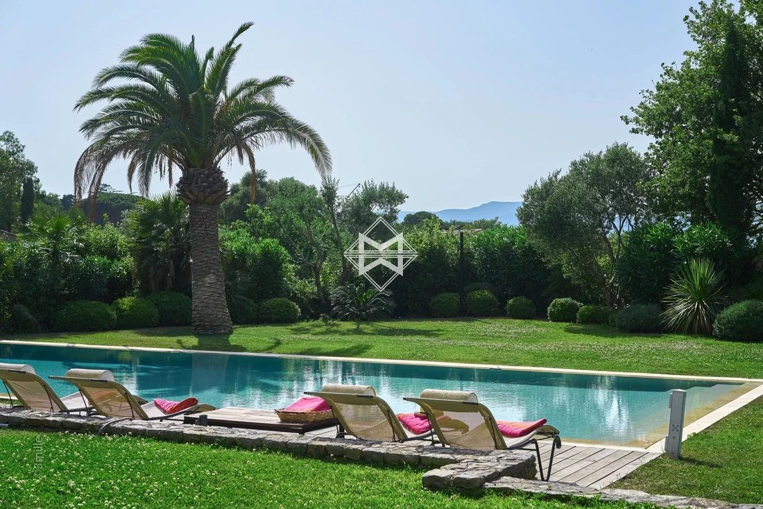 House in Zone Ouest Urbaine, Saint-Tropez, France 5 - 10925915