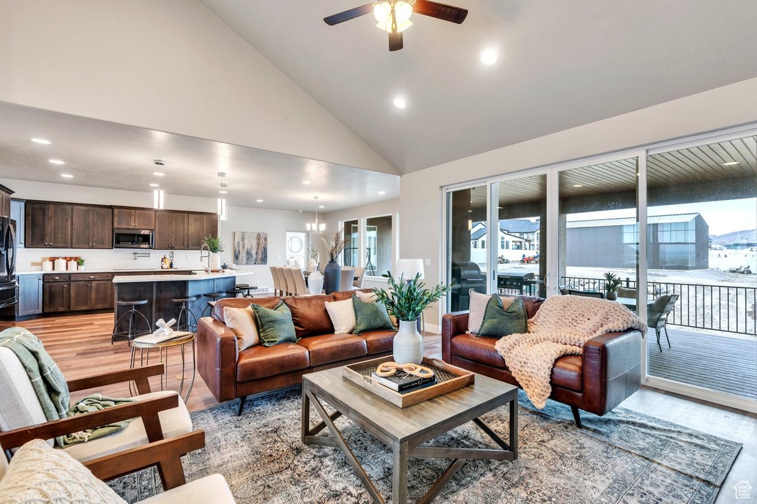 House in Eagle Mountain, Utah, United States 3 - 15304471