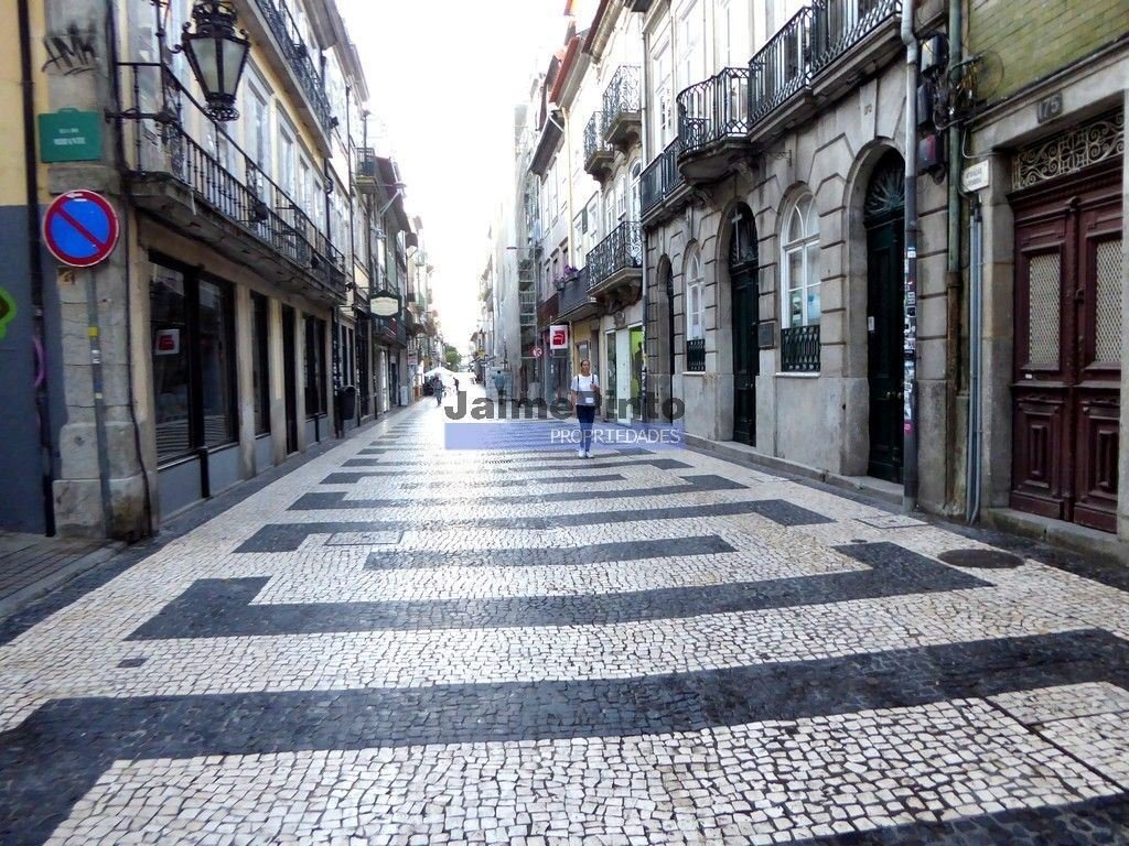 Apartment in Cedofeita, Santo Ildefonso, Se, Miragaia, Sao Nicolau e Vitoria, Porto District, Portugal 4 - 15302520